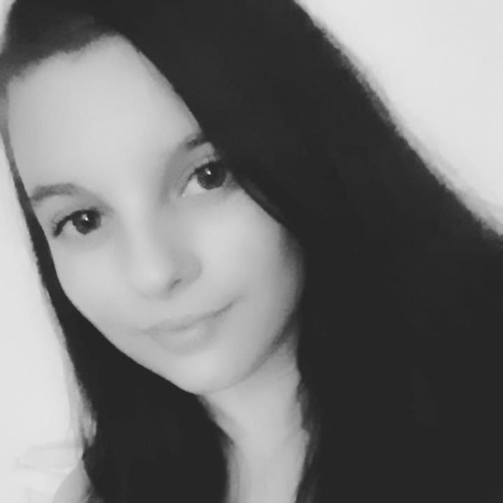 Meet your Posher, Rhiannon